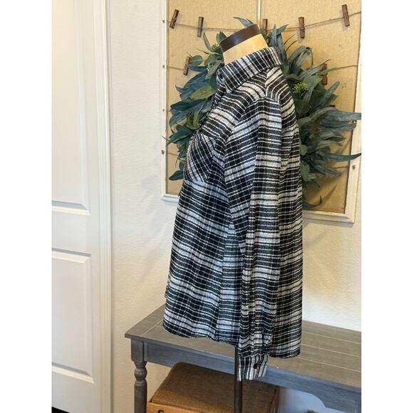 BRANDY MELVILLE black/white Flannel Button Down Shirt - Picture 3 of 9
